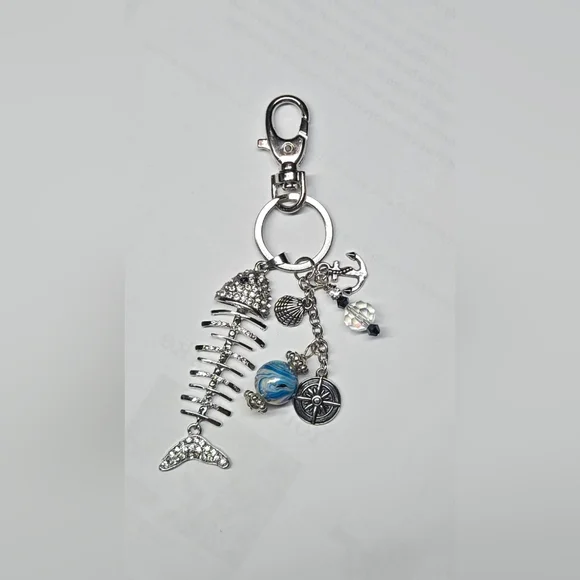 New Keychain/Bag Charm - Picture 2 of 4